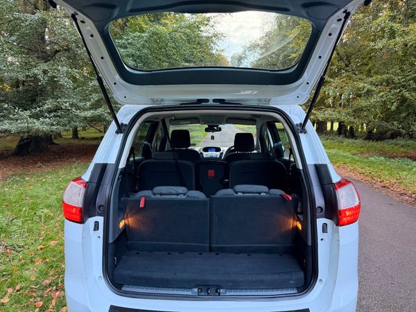 Ford Grand C-Max 2015 7 Seats 370227793