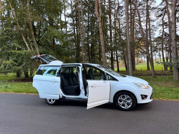 Ford Grand C-Max 2015 7 Seats 370227803