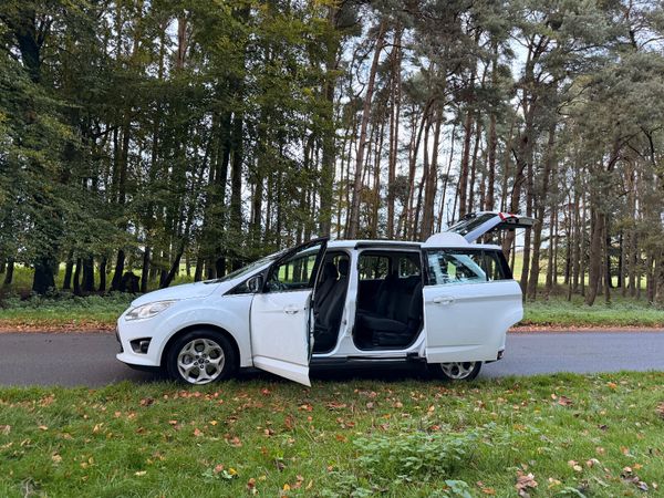 Ford Grand C-Max 2015 7 Seats 370227835