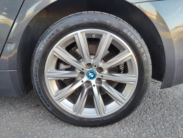 BMW 5-Series 2018 530E 370222017