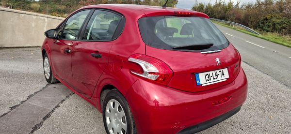 Peugeot 208 2013 370236349