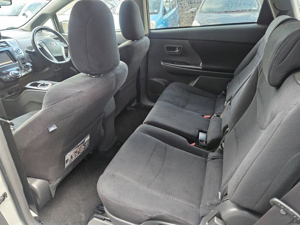 2014 Toyota Prius 7 seater Auto Hybrid 370237313