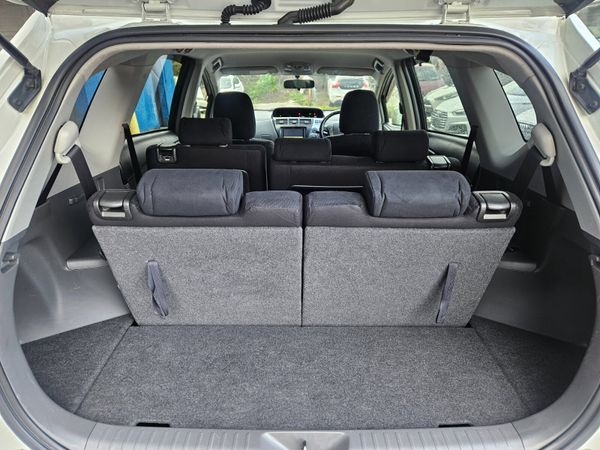 2014 Toyota Prius 7 seater Auto Hybrid 370237320