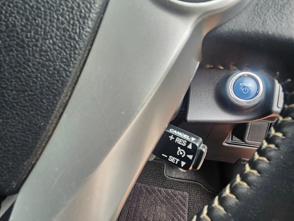 2016 Toyota Aqua Hybrid Sports Auto 370237748