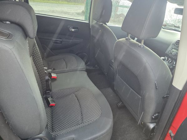 Nissan Qashqai+2 2010 370240300