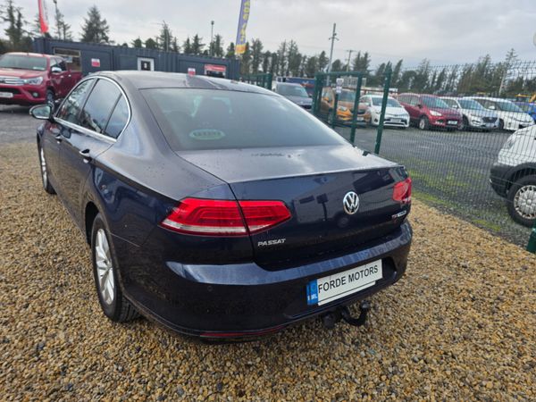 Volkswagen Passat 2017 370241945