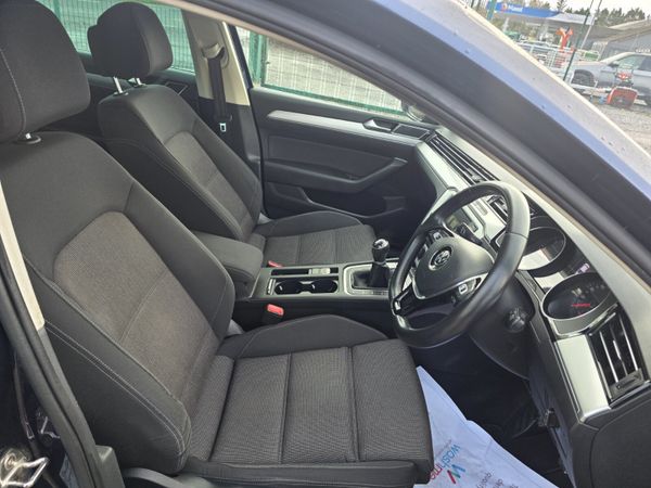 Volkswagen Passat 2017 370241957