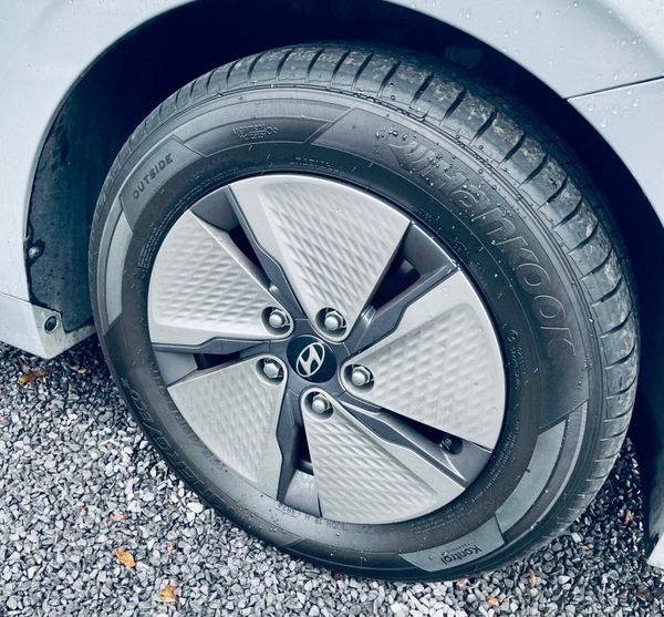 Hyundai IONIQ 2021 - AS NEW - 16k MILEAGE 370257922