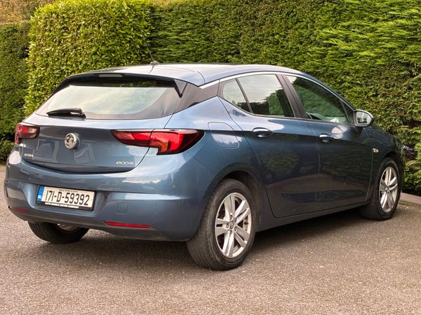 Vauxhall Astra 2017 *NCT 03-26* 370267239