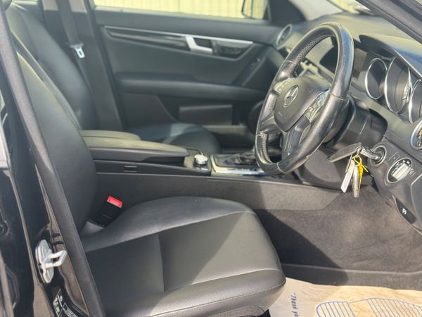 Mercedes C-Class 2014 Low Miles 370271469