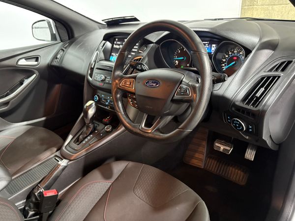 17 Ford Focus St-Line 1.5 TDCi 120 Bhp Auto 370281808