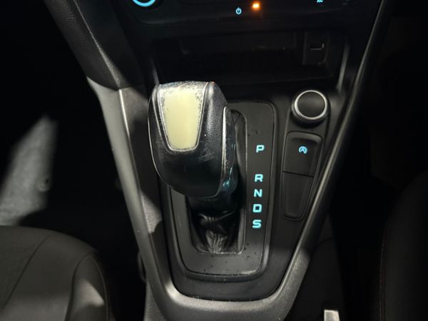 17 Ford Focus St-Line 1.5 TDCi 120 Bhp Auto 370281812