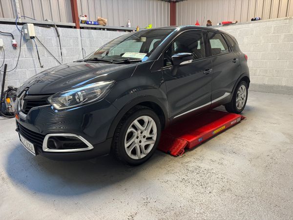 Renault Captur 2015     1 litre petrol ! 370308089