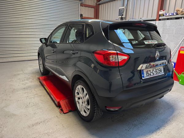 Renault Captur 2015     1 litre petrol ! 370308094