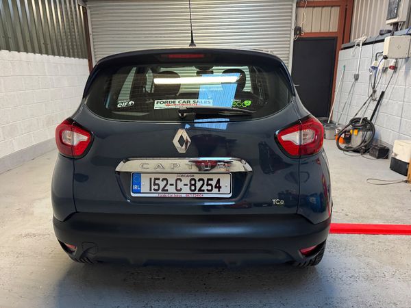 Renault Captur 2015     1 litre petrol ! 370308096