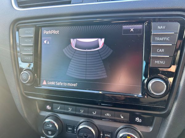 2016 SKODA OCTAVIA SCOUT DSG 4x4 184BHP 370309334