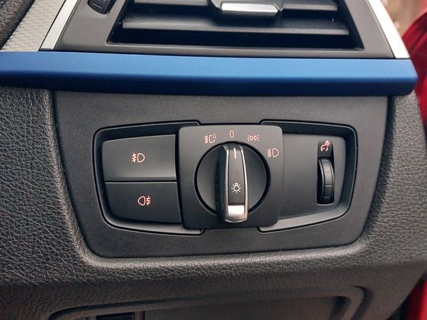 BMW 330e M-Sport *NCT 2027* 2017 370303644