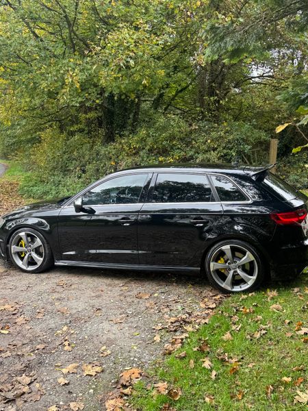 Audi S3 2015 370312287