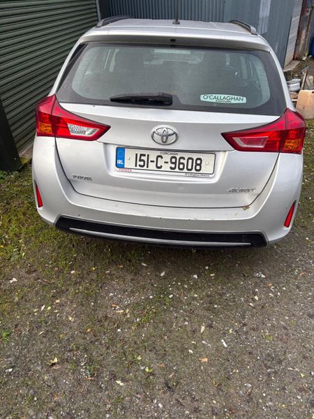 Toyota Auris 2015 estate 370321249