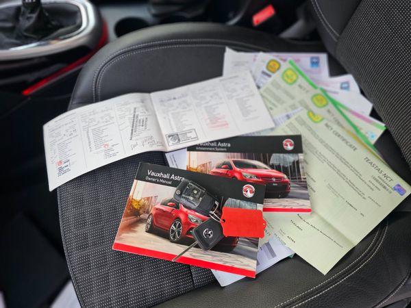 VAUXHALL ASTRA GTC //03/26 NCT // VERY CLEAN 370335477