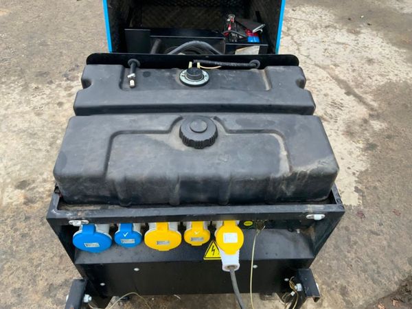 2019 PRAMAC p6000 110v / 240v GENERATOR.....174w. 370330741