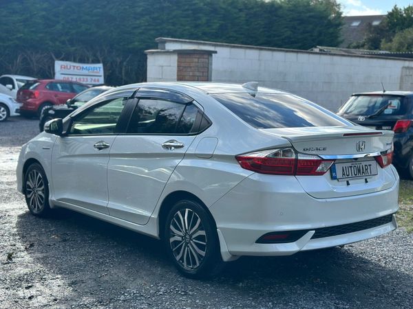 HONDA GRACE/CIVIC 2018 1.5 HYBRID TOPSPECS 370349600