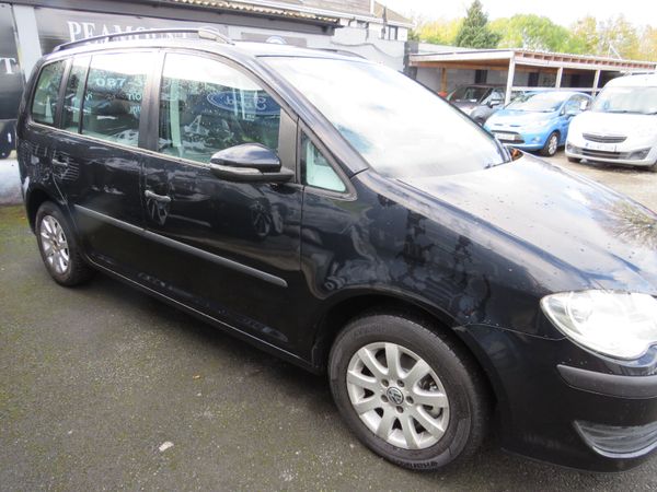 Volkswagen Touran 2009 7 SEATER DIESEL MPV 370351546