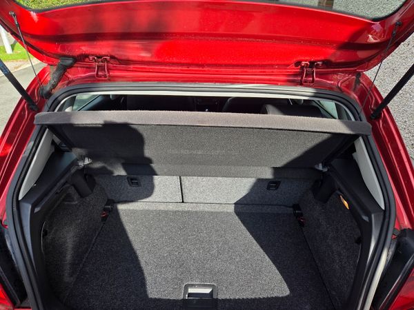 VW Polo 1.2 Tsi Highline, low kms/ top specificati 370352915