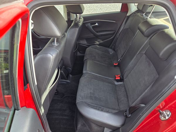 VW Polo 1.2 Tsi Highline, low kms/ top specificati 370352920