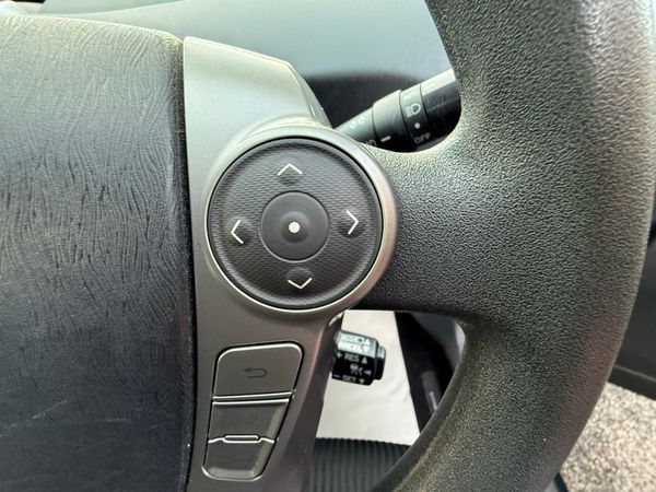 2016 Toyota Prius Plus/alpha1.8 Hybrid auto 7Seate 370368048