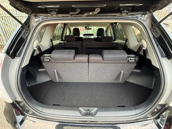 2016 Toyota Prius Plus/alpha1.8 Hybrid auto 7Seate 370368062