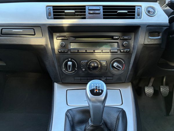 BMW 3-Series 318D Full BMW Service history 370360896