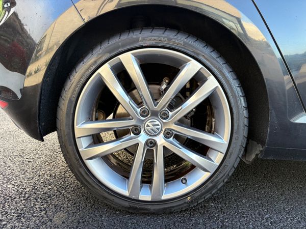 2017 Volkswagen Golf 1.6TDI Highline 370361155