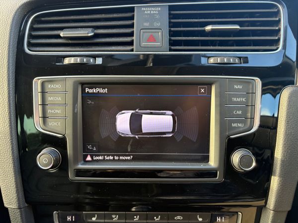 2017 Volkswagen Golf 1.6TDI Highline 370361281