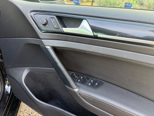 2017 Volkswagen Golf 1.6TDI Highline 370361290