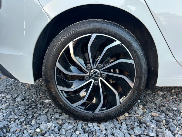 Volkswagen Golf 2.0 TDI 115HP DSG 5DR 370374314