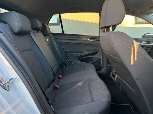 Volkswagen Golf 2.0 TDI 115HP DSG 5DR 370374315