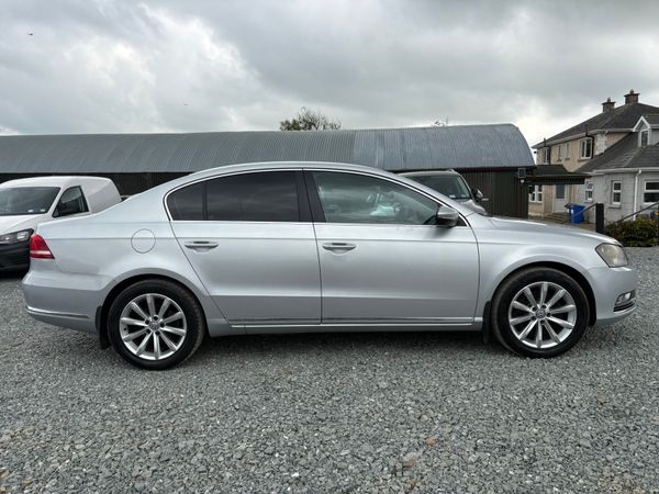 12 Volkswagen Passat Comfortline 1.6 TDi 370396096