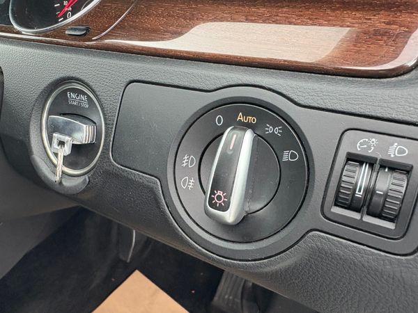 12 Volkswagen Passat Comfortline 1.6 TDi 370396107