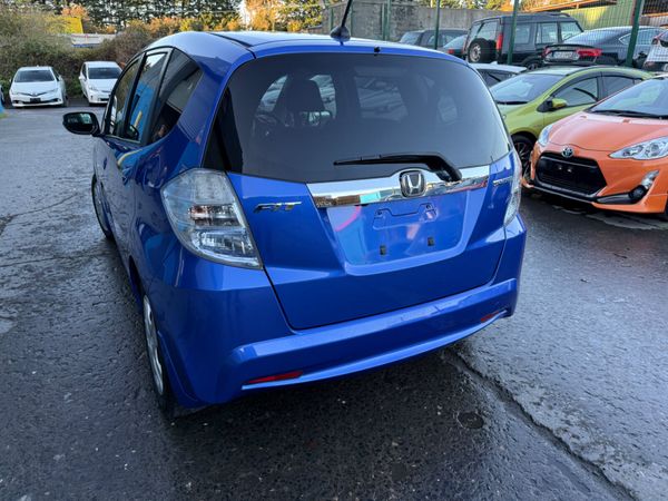 2012 Honda Fit Hybrid Automatic 370390555