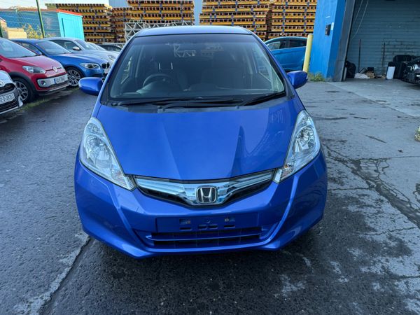 2012 Honda Fit Hybrid Automatic 370390556