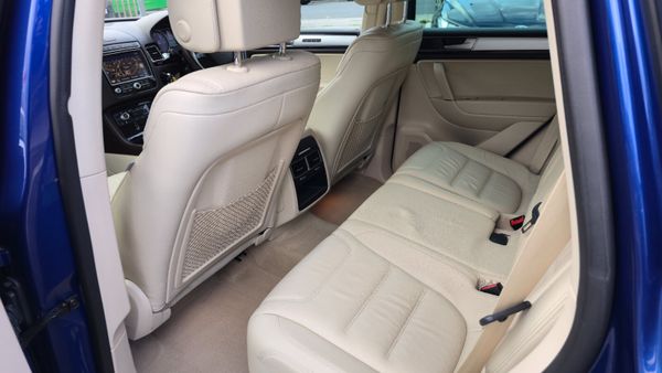 Volkswagen Touareg AUTO  AA Approved Crewcab 370409886