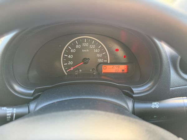 Nissan March 2019 370414149