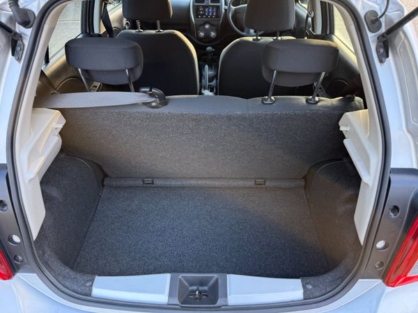 Nissan March 2019 370414162