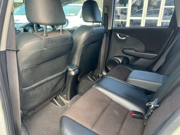 2013 Honda Fit Body Kit 370429541