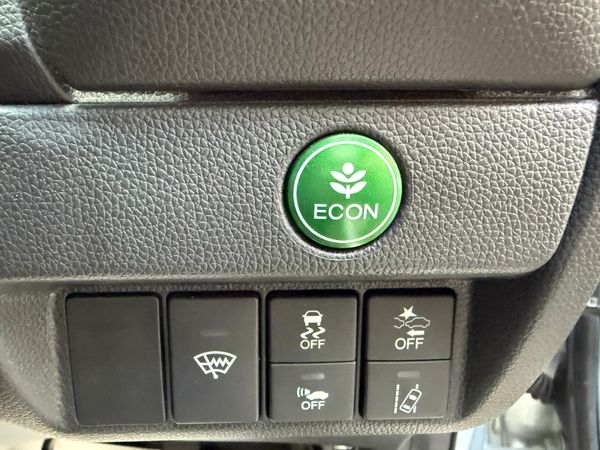 2019 Honda FIT 1.5 Hybrid auto Leather Specs 370434246