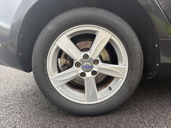 2015 Volvo V40 D2 Only 52,000km 370433265