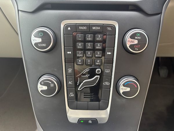2015 Volvo V40 D2 Only 52,000km 370433483