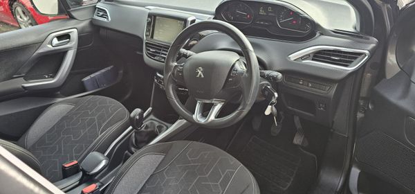 2018 Peugeot 2008 (1 owner from new) 370445180