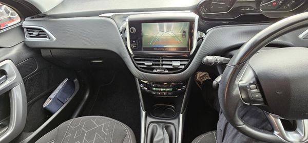 2018 Peugeot 2008 (1 owner from new) 370445181